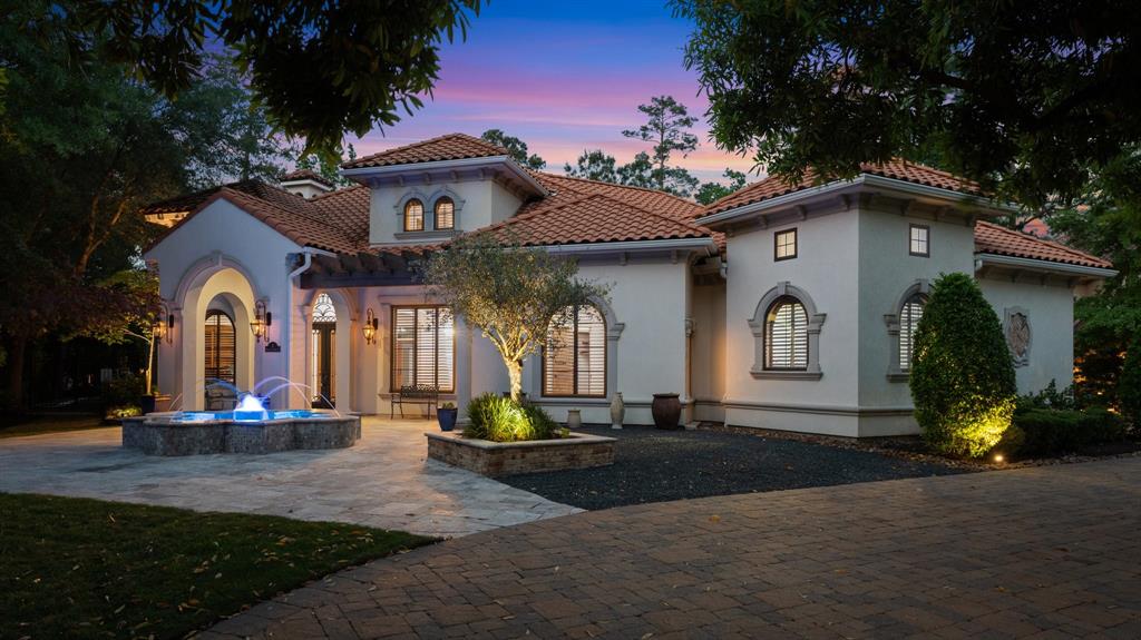 3 Maroon Creek Court