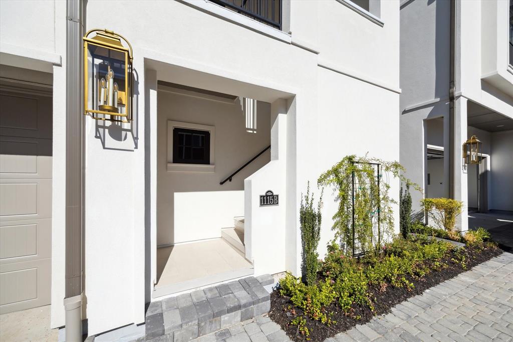 property-search 2 1115 Potomac Drive B