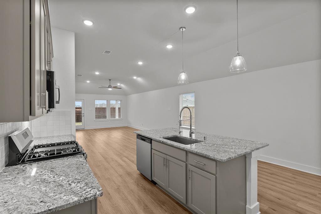 17531 Grand Fir Lane, New Caney, Texas image 10