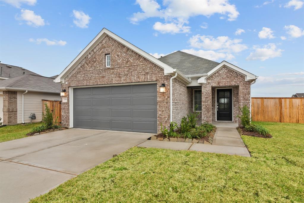 17531 Grand Fir Lane, New Caney, Texas image 1