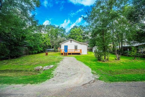 11579 Persimmon Street Willis TX 77318