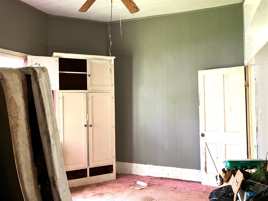 308 S East Street, Edna, Texas image 14