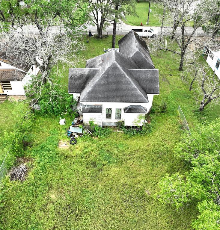 308 S East Street, Edna, Texas image 19