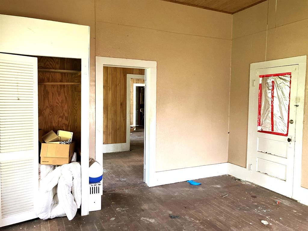 308 S East Street, Edna, Texas image 10