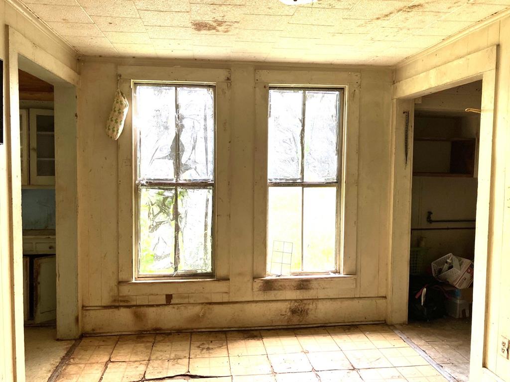 308 S East Street, Edna, Texas image 16