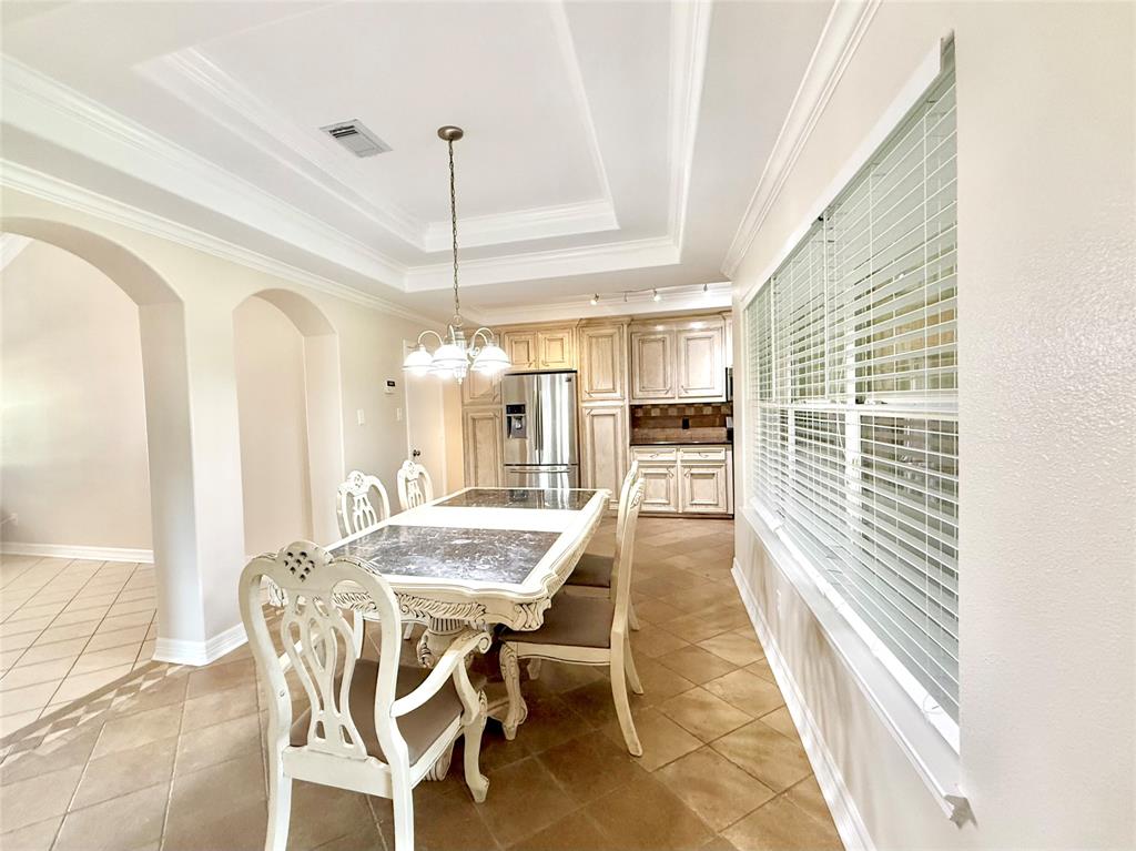 5519 Rios Sabinas Street, Rosharon, Texas image 4