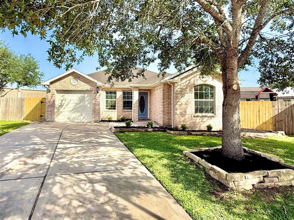 5519 Rios Sabinas Street, Rosharon, Texas image 1