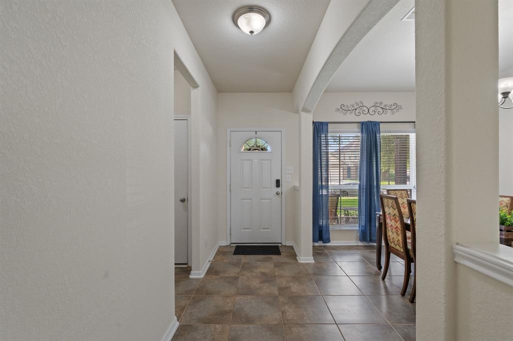 2678 Elm Crossing Trail, Spring, Texas image 7