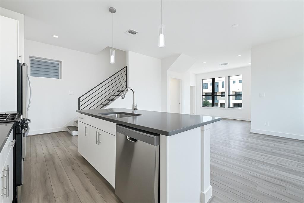 3313 Baer Street, Houston, Texas image 11