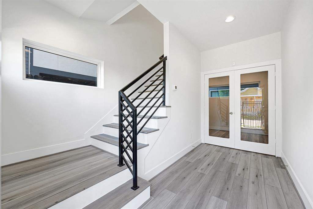 3313 Baer Street, Houston, Texas image 5