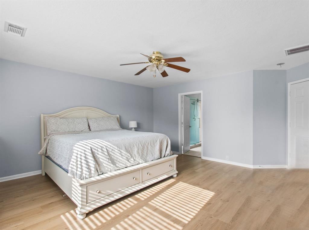 18302 Valiant Brook Court, Humble, Texas image 22