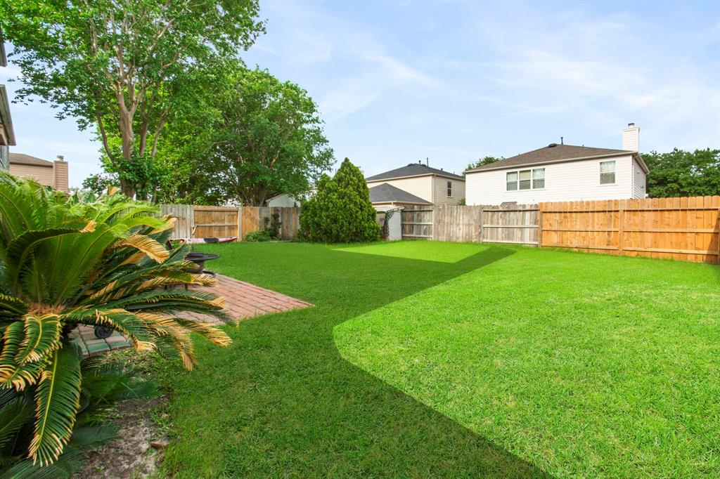 18302 Valiant Brook Court, Humble, Texas image 31