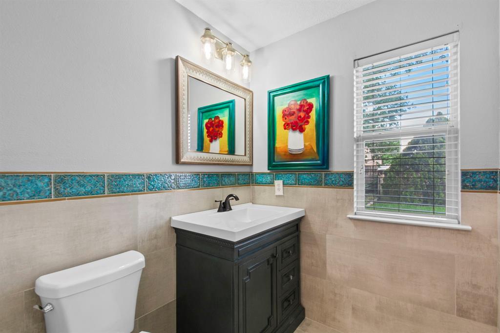 18302 Valiant Brook Court, Humble, Texas image 12