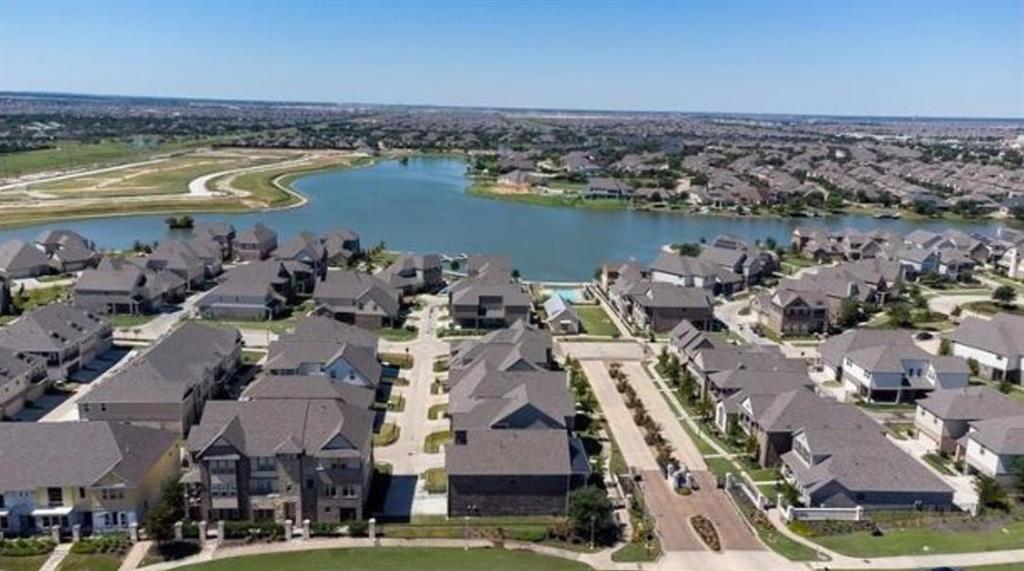 9535 Towne Lake Parkway, Cypress, Texas image 47