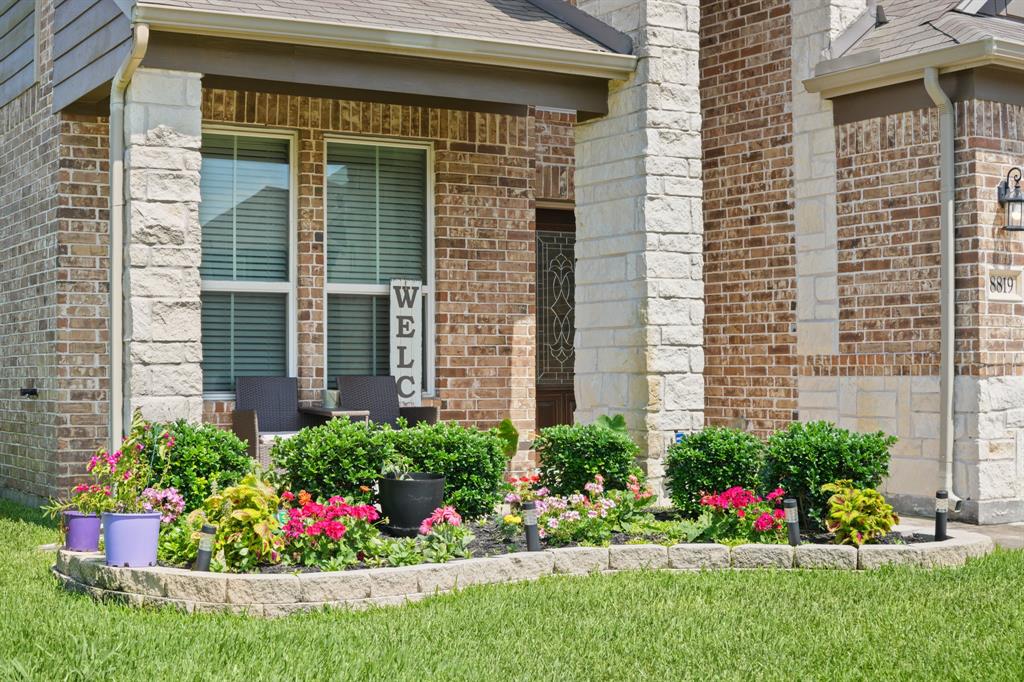 8819 Alpine Wood Way, Rosharon, Texas image 4