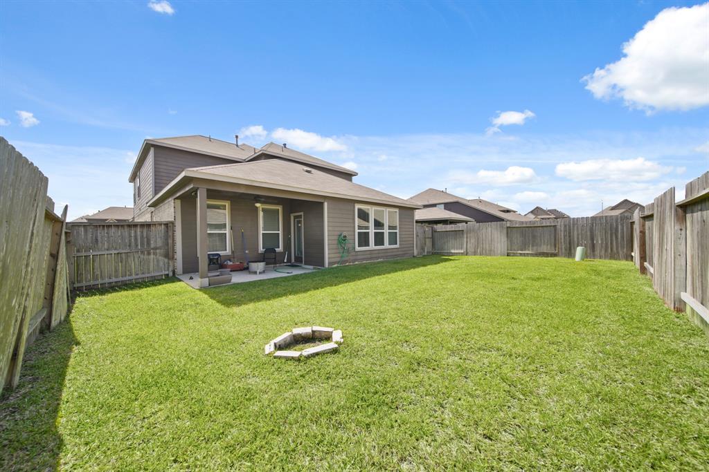 8819 Alpine Wood Way, Rosharon, Texas image 21