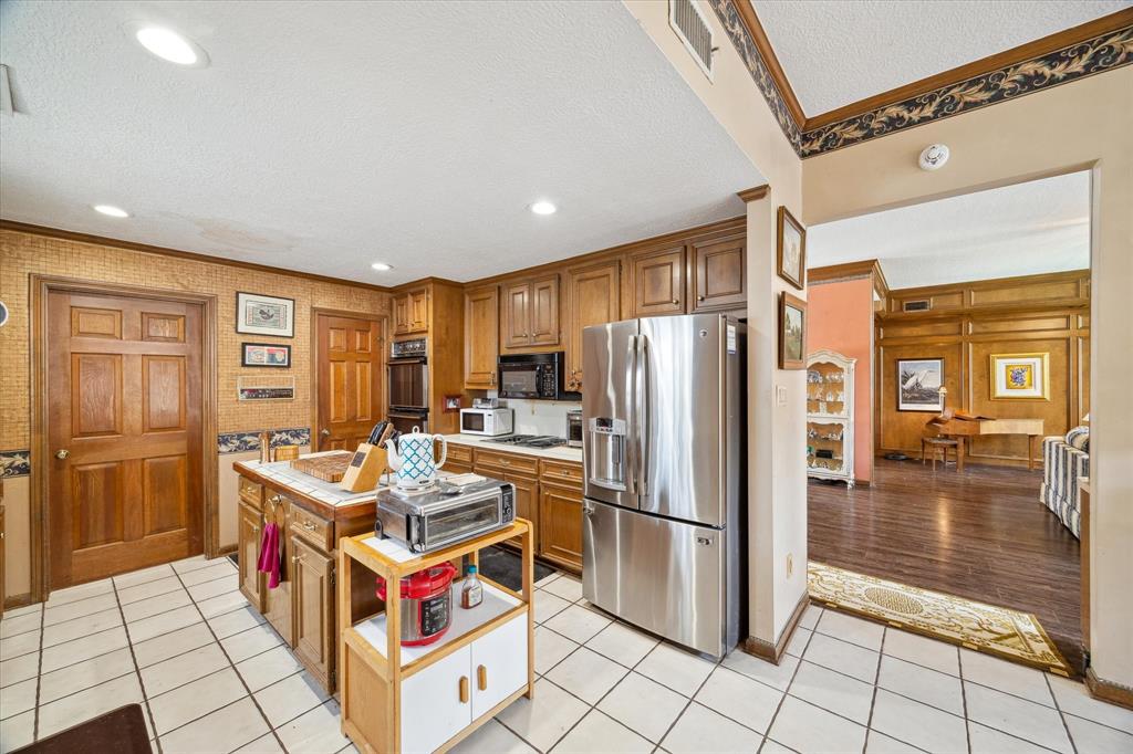 1722 Randons Point Drive, Sugar Land, Texas image 10