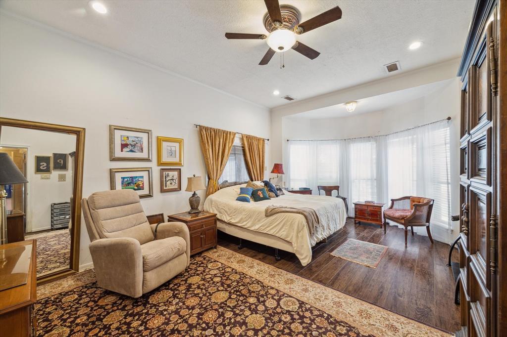 1722 Randons Point Drive, Sugar Land, Texas image 12