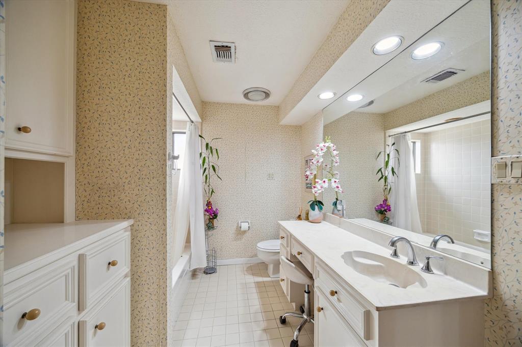 1722 Randons Point Drive, Sugar Land, Texas image 25