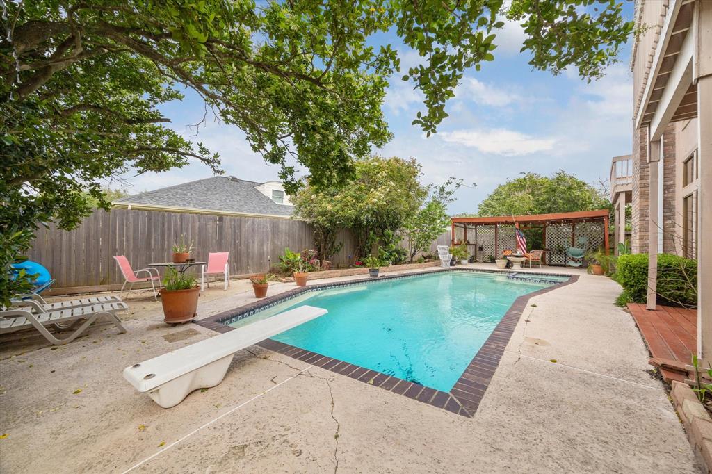 1722 Randons Point Drive, Sugar Land, Texas image 28