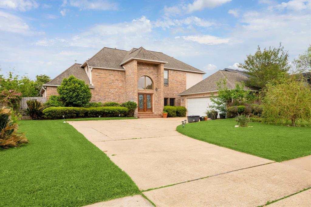 1722 Randons Point Drive, Sugar Land, Texas image 29