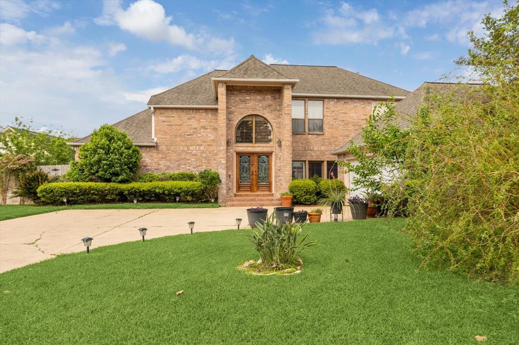 1722 Randons Point Drive, Sugar Land, Texas image 1