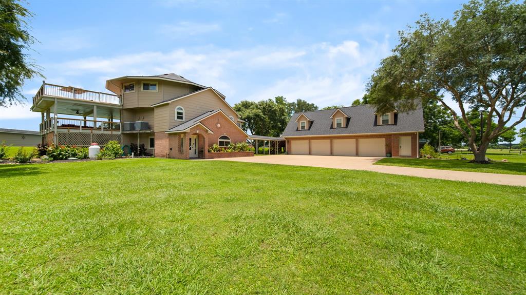 6714 Spray Lane, Rosharon, Texas image 3