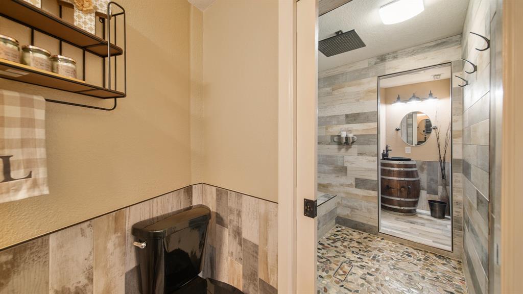 6714 Spray Lane, Rosharon, Texas image 15