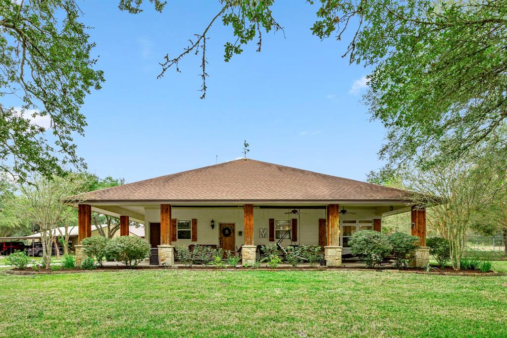 1054 County Road 156 Rd, Columbus, Texas image 1