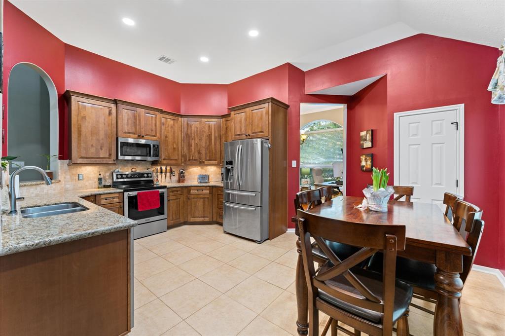 15507 Meadow Palm Drive, Cypress, Texas image 16