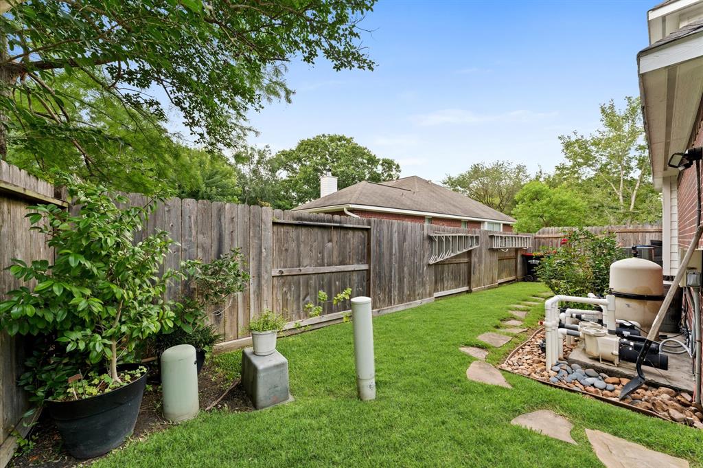 15507 Meadow Palm Drive, Cypress, Texas image 38