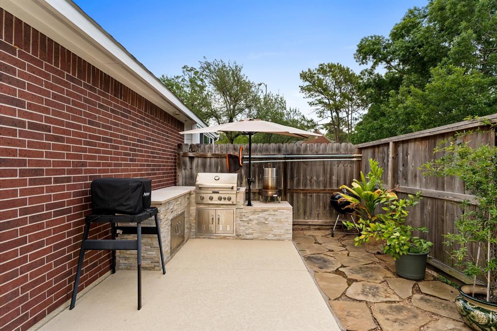 15507 Meadow Palm Drive, Cypress, Texas image 32