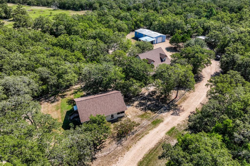 2080 Dead End Lane, Ledbetter, Texas image 38