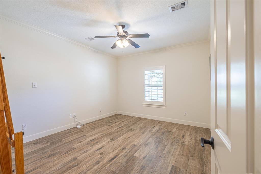404 Saint Andrews Drive, New Ulm, Texas image 32