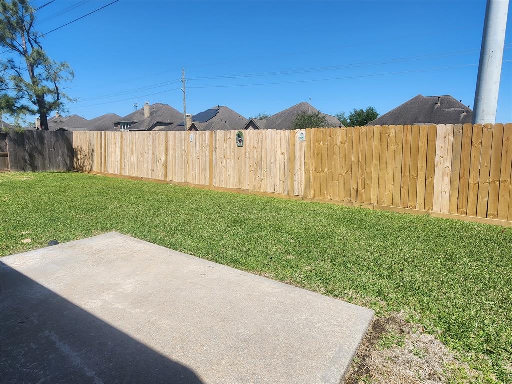 13705 Rainwater Drive, Pearland, Texas image 42