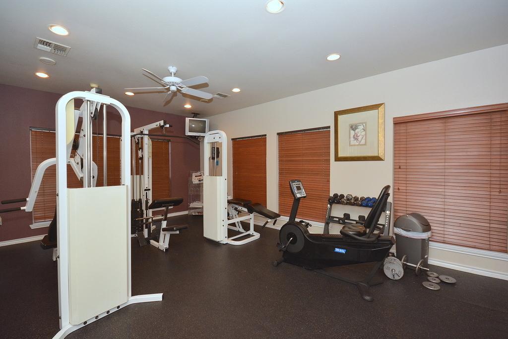 2255 Braeswood Park Drive #218, Houston, Texas image 23