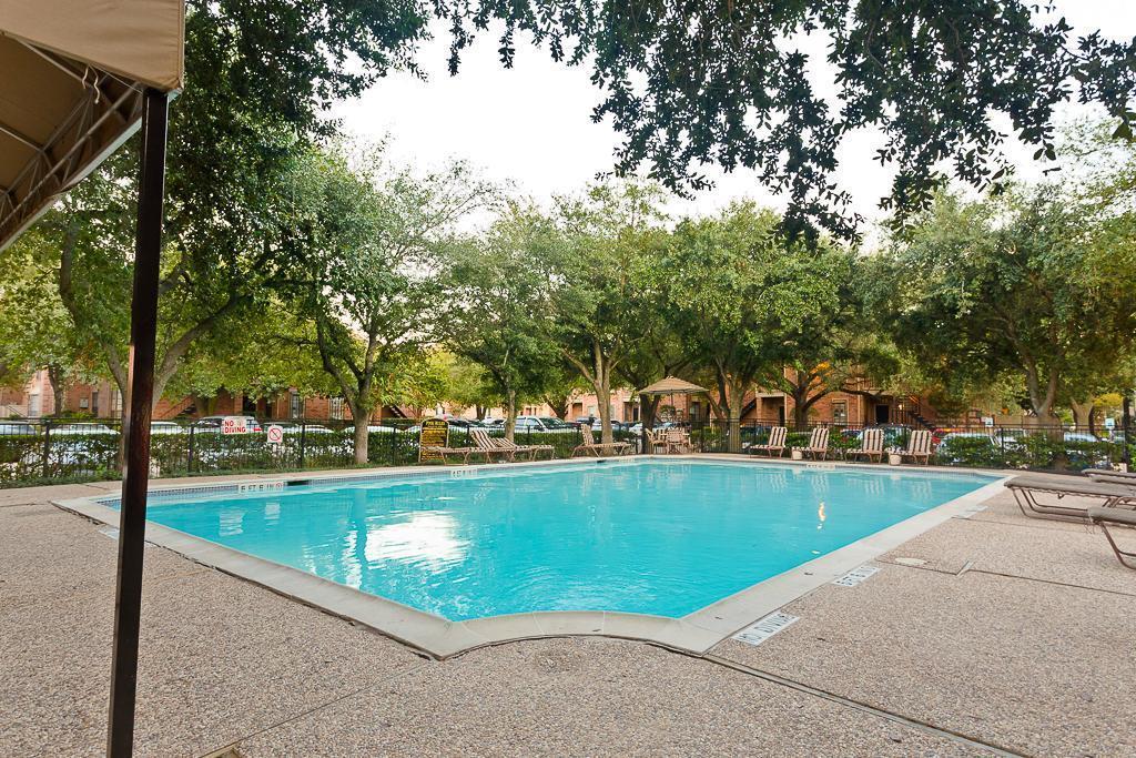 2255 Braeswood Park Drive #218, Houston, Texas image 22