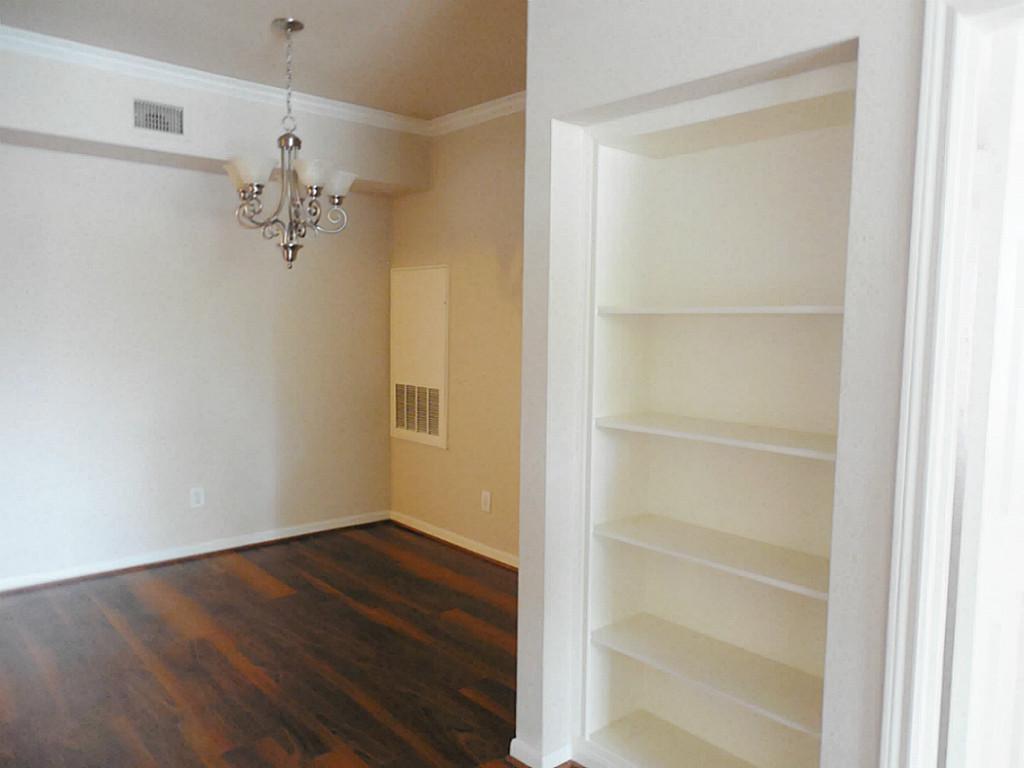 2255 Braeswood Park Drive #218, Houston, Texas image 9
