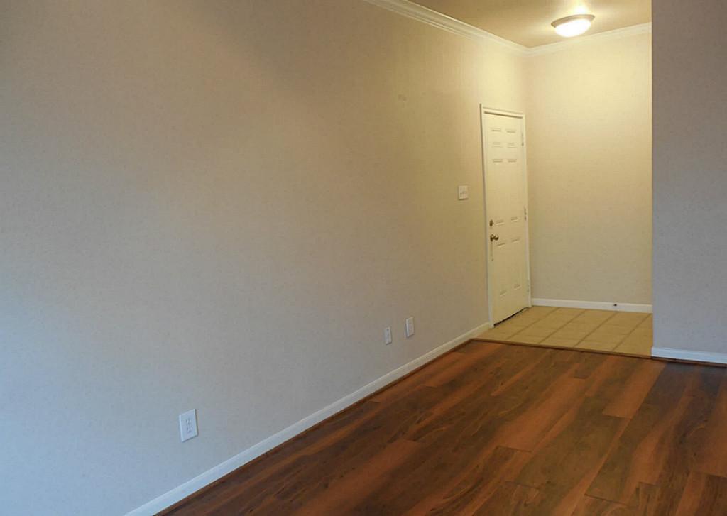 2255 Braeswood Park Drive #218, Houston, Texas image 4