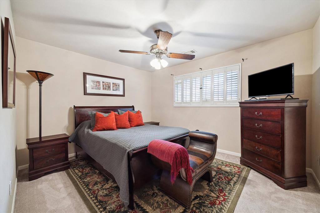 1610 S Hearthside Drive, Richmond, Texas image 17