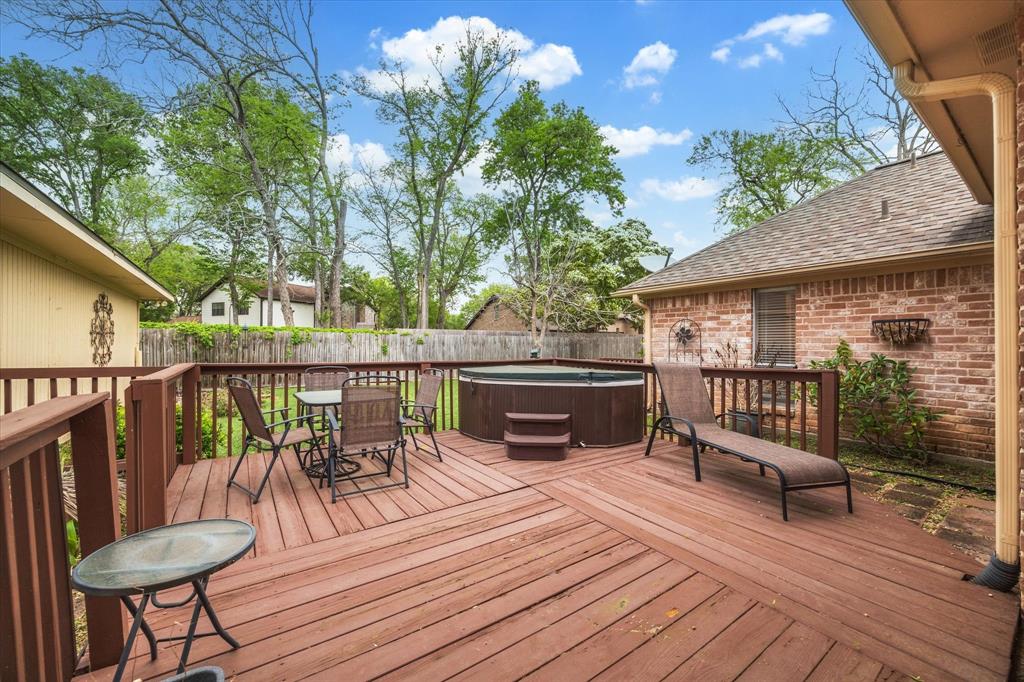 1610 S Hearthside Drive, Richmond, Texas image 23