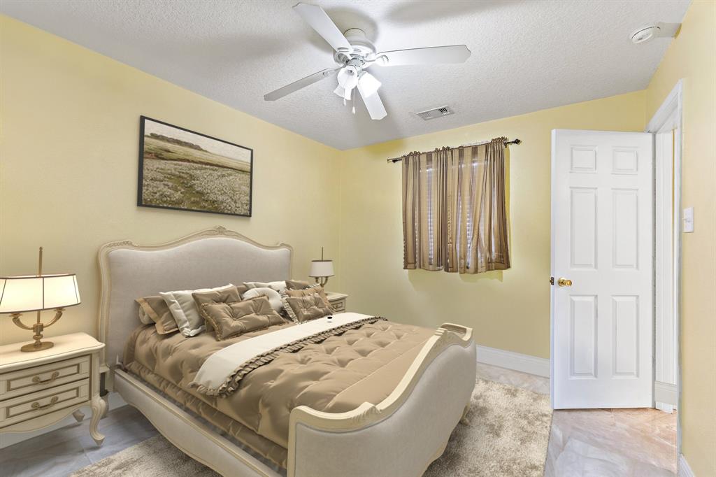 11622 Silent Elm Street, Houston, Texas image 8