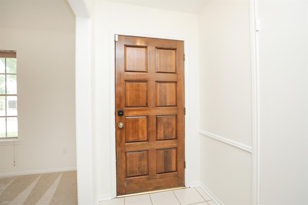 10410 Huntington Wood Drive, Houston, Texas image 7