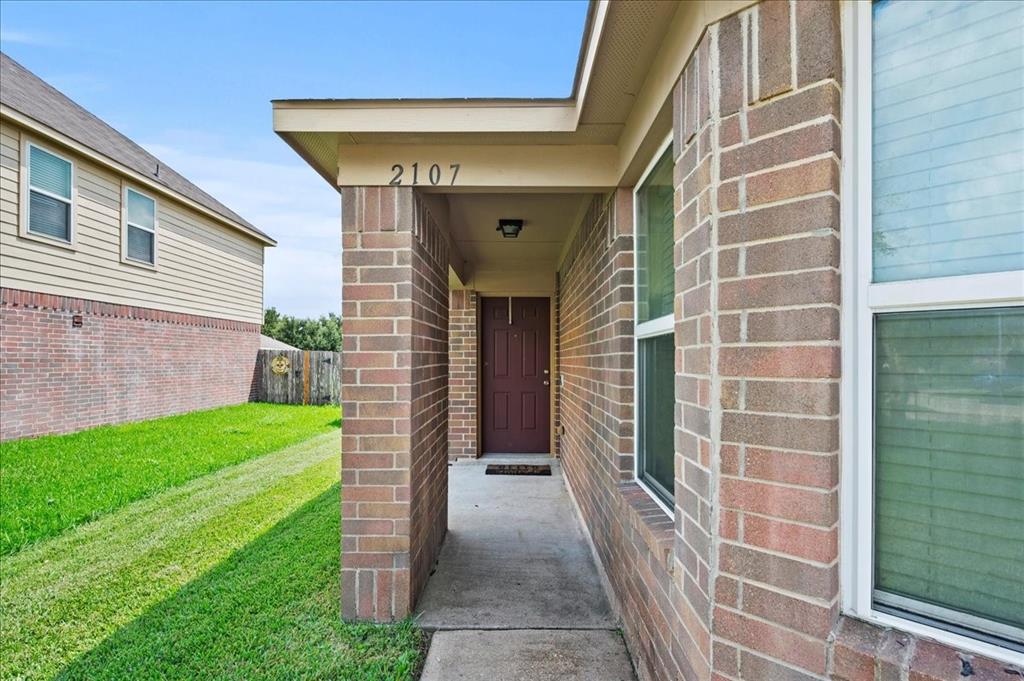 2107 Bishop Hollow Lane, Rosenberg, Texas image 5