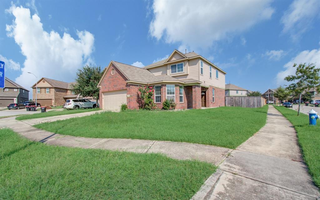 10602 Blithe Oak Court, Tomball, Texas image 3