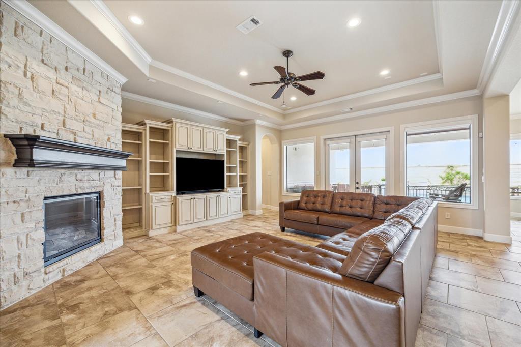 1808 Eagle Creek Drive, Friendswood, Texas image 4