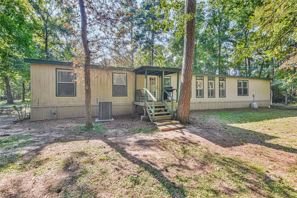 Photo 43 of 47 of 26810 N Dogwood Lane mobile home