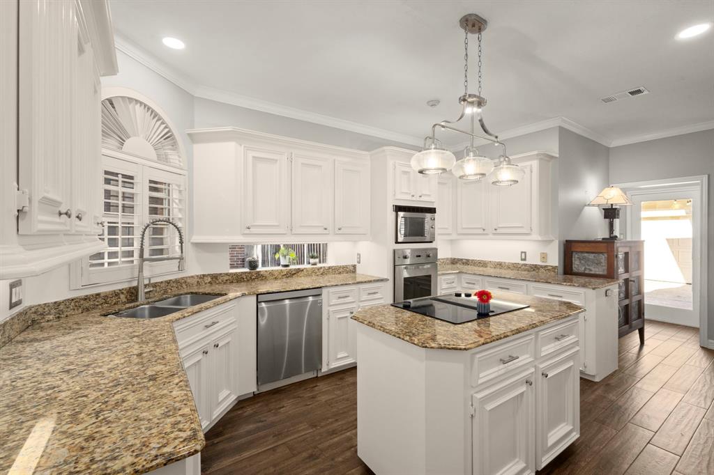 16022 Winchmore Hill Drive, Spring, Texas image 13