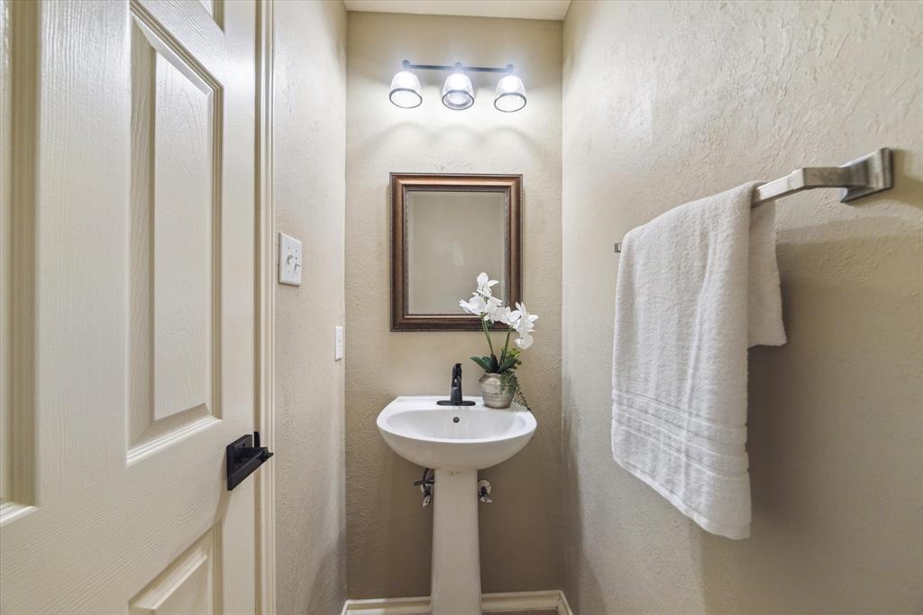 4643 Forest Home Drive, Missouri City, Texas image 16