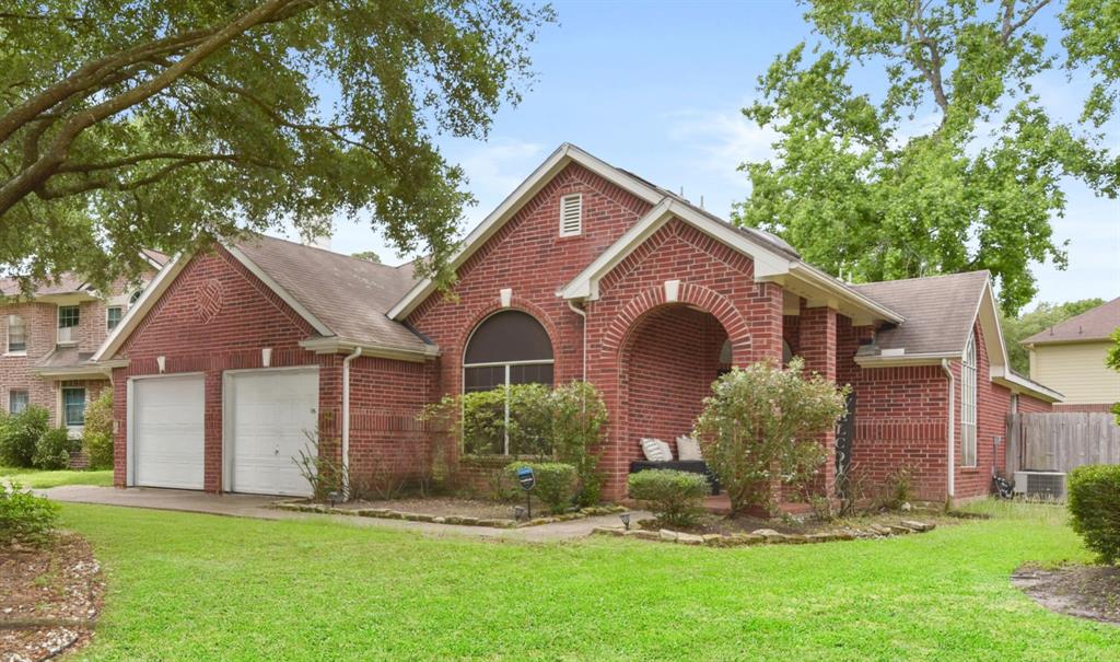 6002 Kingwood Glen Drive, Humble, Texas image 4